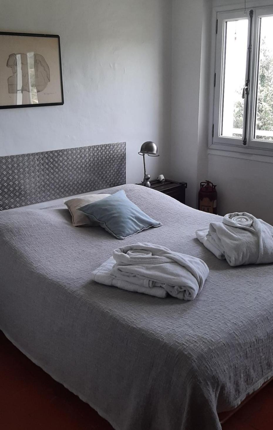 Bed&Breakfast La Grande Lauzade Le Luc Habitación foto
